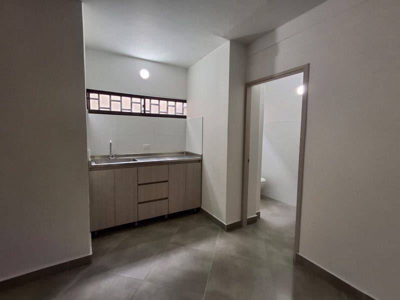 Local en arriendo Antioquia Envigado Asd 100 m2 Habitaciones 0 Baños 0 Garajes 0 Precio $5200000