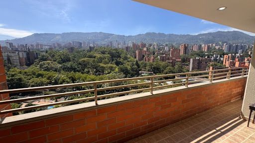 Apartamento en arriendo Antioquia Medellín Santa Maria De Los Angeles 140 m2 Habitaciones 4 Baños 4 Garajes 1 Precio $7500000