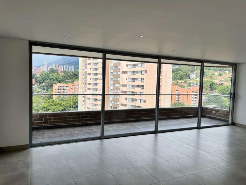 Apartaestudio en venta Antioquia Envigado Envigado 150 m2 Habitaciones 3 Baños 2 Garajes 2 Precio $1230000000