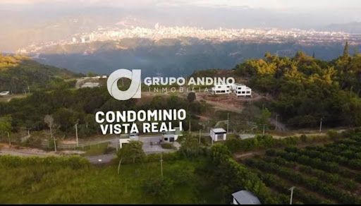 Lote en venta Santander Lebríja Sector Centro 1612 m2 Habitaciones 0 Baños 1 Garajes 2 Precio $370000000