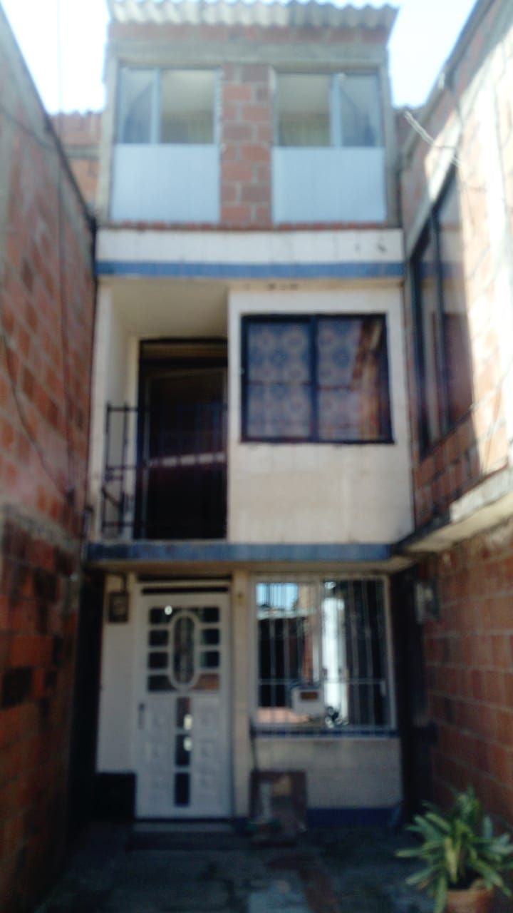 Casa en venta Valle Del Cauca Jamundí Ub Villa De Sol 180 m2 Habitaciones 5 Baños 3 Garajes 0 Precio $190000000