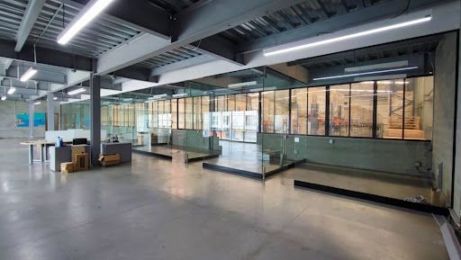 Oficina en arriendo Antioquia Bello Asd 350 m2 Habitaciones 0 Baños 2 Garajes 1 Precio $10500000