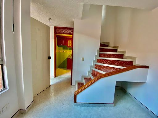 Casa en arriendo Cundinamarca Bogotá Cr Portales Del Norte Et Iii 72 m2 Habitaciones 3 Baños 2 Garajes 1 Precio $2200000