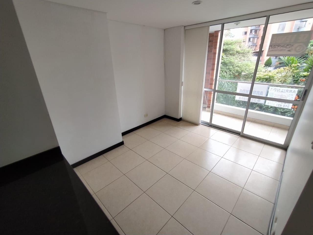 Apartamento en arriendo Risaralda Pereira Br Villa Ilusion 57 m2 Habitaciones 2 Baños 2 Garajes 1 Precio $2000000