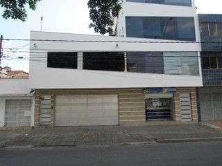 Edificio en venta Valle Del Cauca Cali Guayaquil 904 m2 Habitaciones 12 Baños 13 Garajes 6 Precio $1800000000