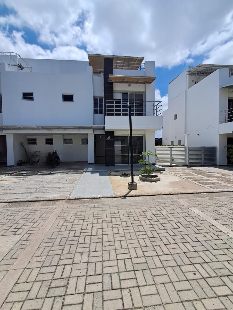 Casa en arriendo Atlántico Barranquilla Conjunto Residencial Villa Campestre 270 m2 Habitaciones 4 Baños 5 Garajes 0 Precio $7000000