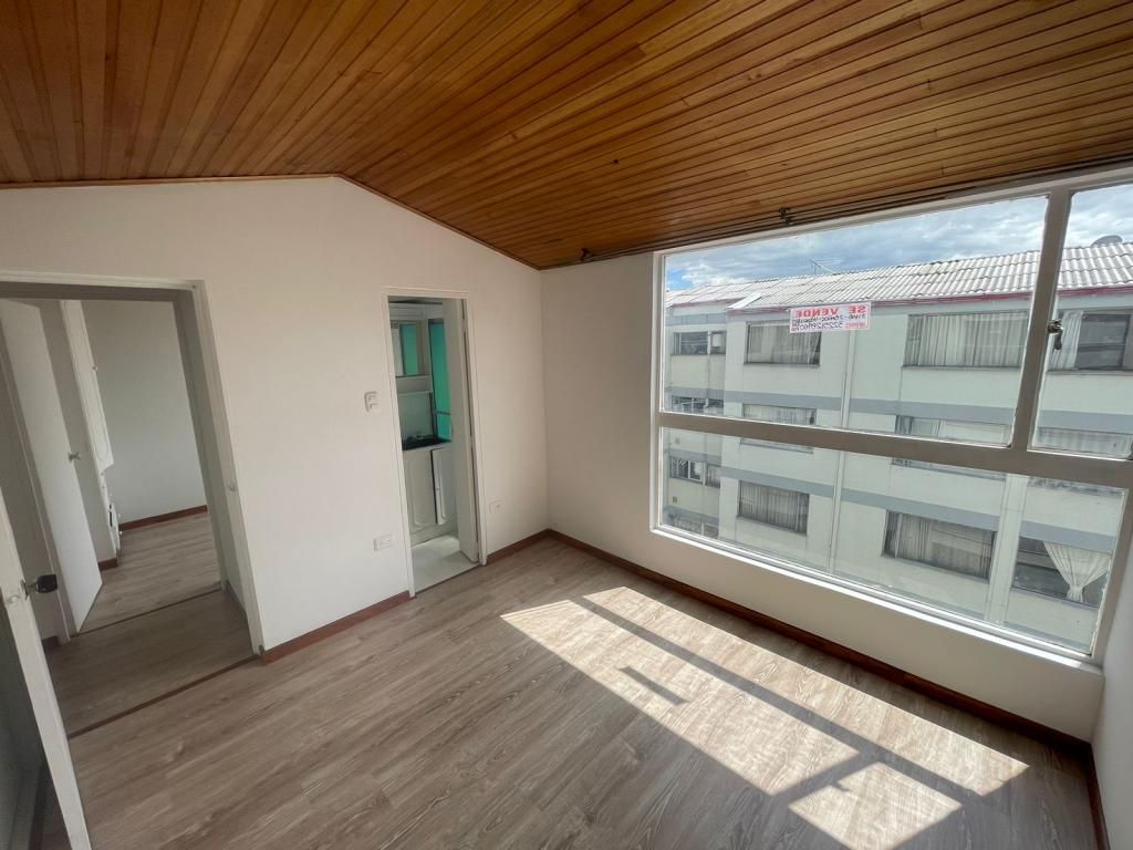 Apartamento en venta Cundinamarca Bogotá Las Flores 65 m2 Habitaciones 3 Baños 2 Garajes 1 Precio $220000000