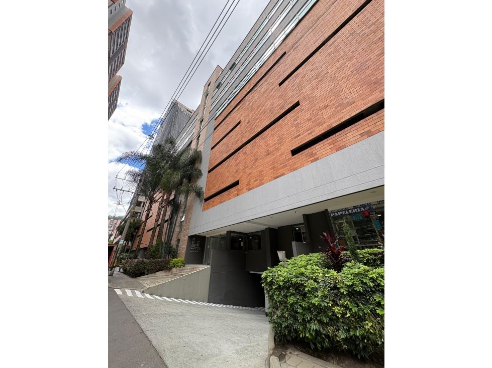 Oficina en arriendo o venta Antioquia Medellín Simesa 314 m2 Habitaciones 0 Baños 3 Garajes 9 Precio venta $5500000000 Precio arriendo $51170000