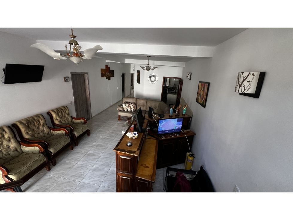 Edificio en venta Valle Del Cauca Cali San Pedro 675 m2 Habitaciones 12 Baños 10 Garajes 3 Precio $1300000000