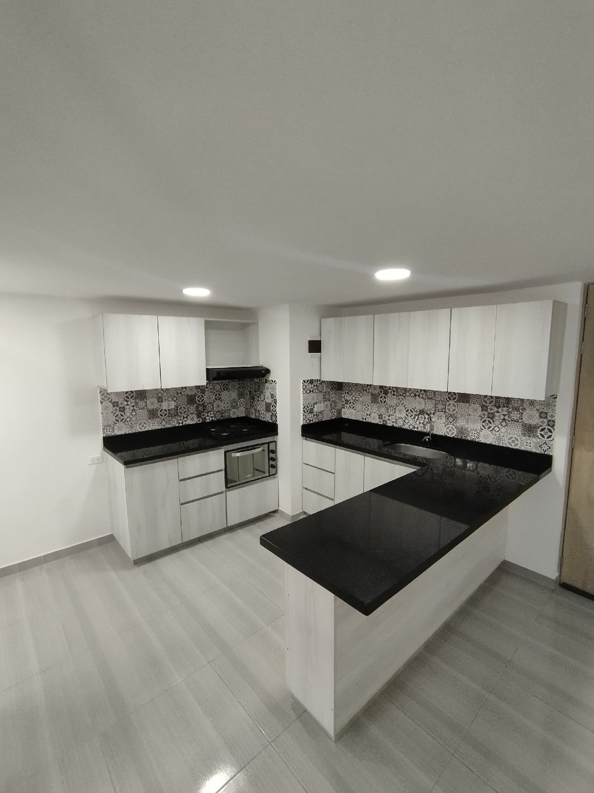 Apartamento en venta Antioquia Sabaneta La Florida 65 m2 Habitaciones 2 Baños 2 Garajes 1 Precio $380000000