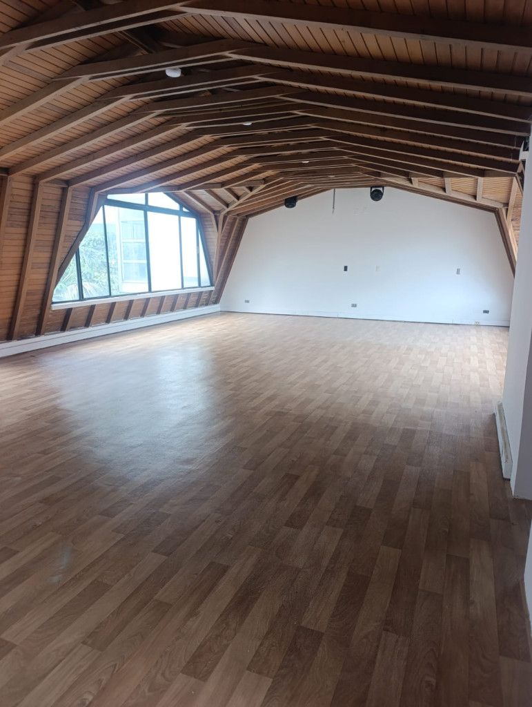 Oficina en arriendo Cundinamarca Bogotá El Retiro 90 m2 Habitaciones 0 Baños 2 Garajes 0 Precio $6280000