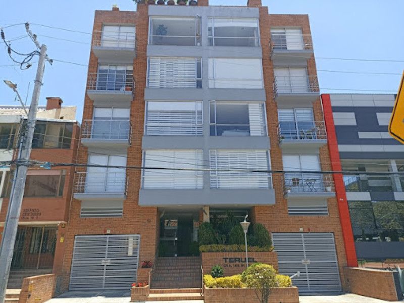 Apartamento en arriendo Cundinamarca Bogotá Santa Barbara Central 65 m2 Habitaciones 1 Baños 3 Garajes 2 Precio $3500000