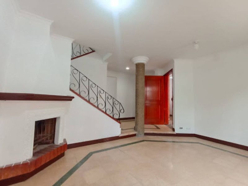 Casa en arriendo Antioquia Envigado El Esmeraldal 196 m2 Habitaciones 4 Baños 5 Garajes 2 Precio $5000000