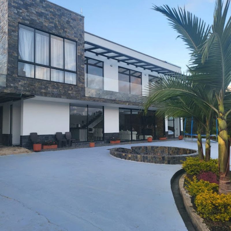 Finca en venta Antioquia San Vicente San Vicente 470 m2 Habitaciones 4 Baños 4 Garajes 10 Precio $2000000000