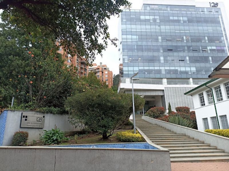 Oficina en venta Cundinamarca Bogotá Cerros De Los Alpes 58 m2 Habitaciones 0 Baños 1 Garajes 2 Precio $680000000