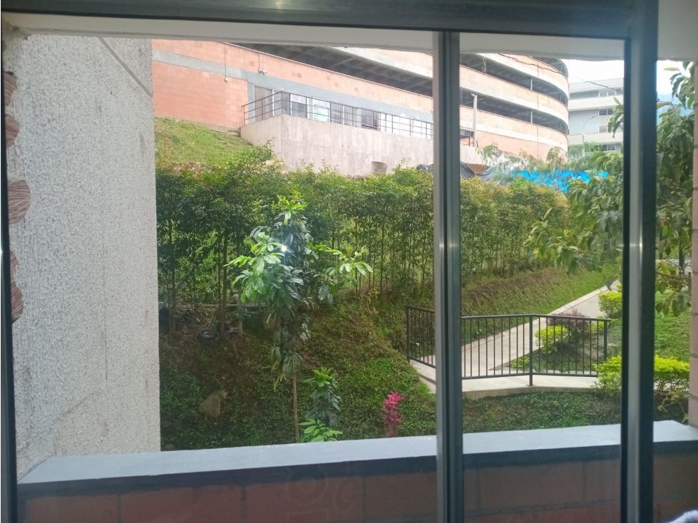 Apartamento en venta Antioquia Medellín Puertas Del Sol 52 m2 Habitaciones 3 Baños 2 Garajes 0 Precio $220000000