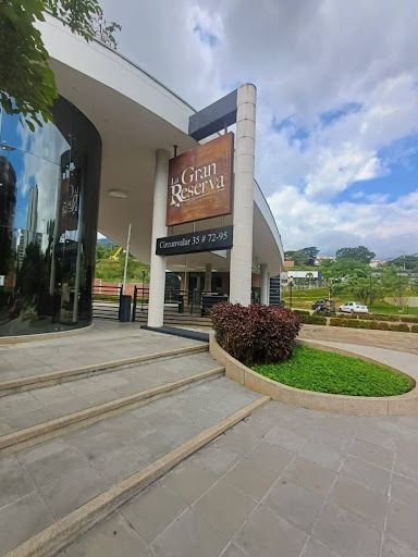 Apartamento en arriendo Santander Bucaramanga El Tejar 168 m2 Habitaciones 3 Baños 3 Garajes 1 Precio $8890000
