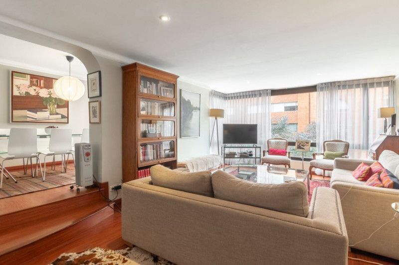 Apartamento en venta Cundinamarca Bogotá La Cabrera 129 m2 Habitaciones 2 Baños 2 Garajes 2 Precio $1100000000