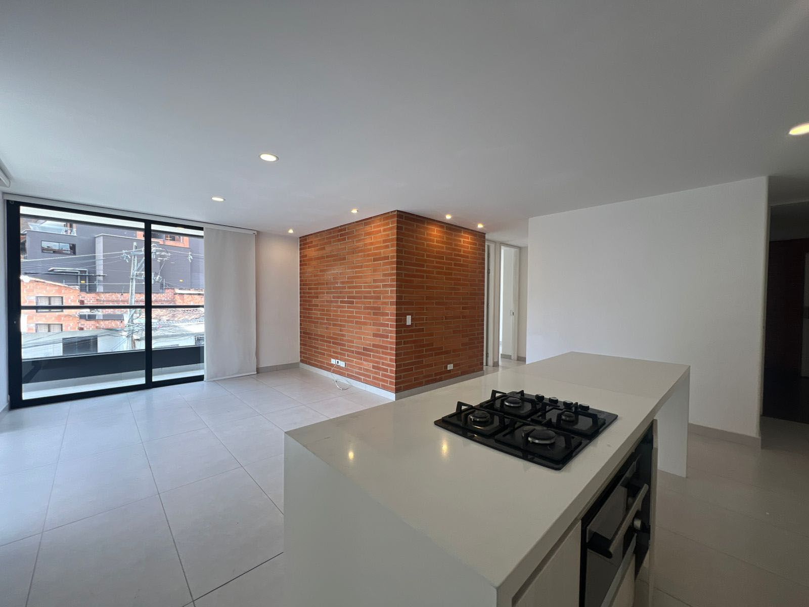 Apartamento en venta Antioquia Envigado Uribe Ángel 102 m2 Habitaciones 3 Baños 2 Garajes 2 Precio $780000000