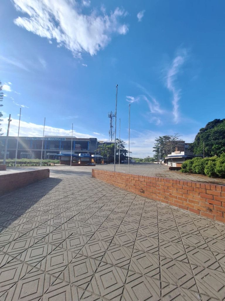 Local en venta Valle Del Cauca Cali Alfonso Bonilla Aragón 20 m2 Habitaciones 0 Baños 0 Garajes 0 Precio $80000000