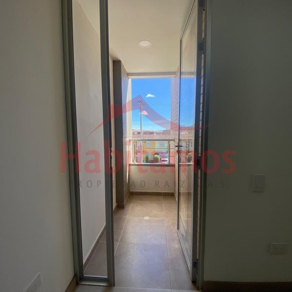 Apartamento en venta Antioquia La Ceja Jardines Del Tambo 76 m2 Habitaciones 3 Baños 2 Garajes 1 Precio $530000000