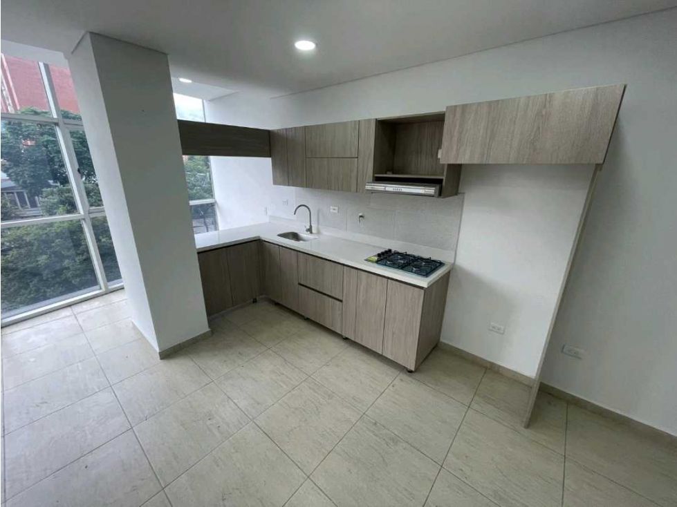 Oficina en venta Antioquia Medellín Las Acacias 43 m2 Habitaciones 0 Baños 1 Garajes 0 Precio $400000000