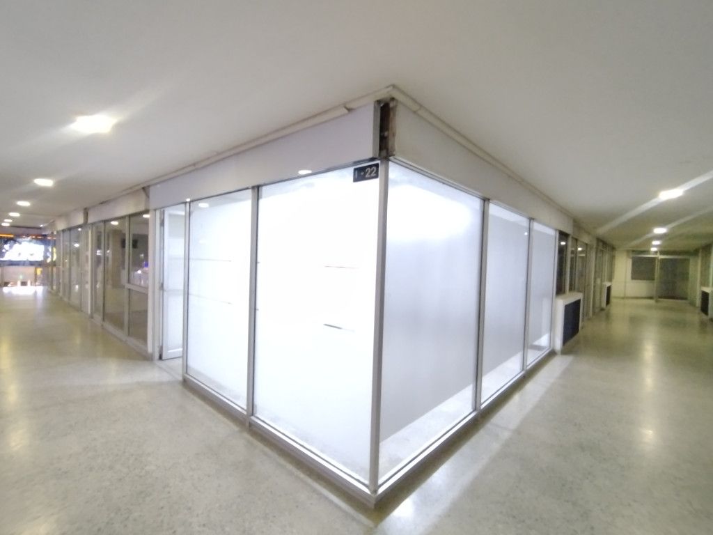 Local en arriendo Valle Del Cauca Cali Granada 23 m2 Habitaciones 0 Baños 1 Garajes 0 Precio $850000