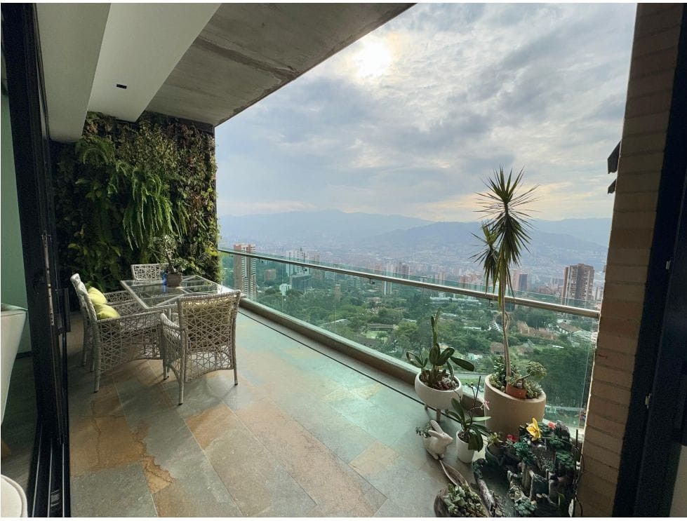 Apartamento en venta Antioquia Medellín El Poblado 181 m2 Habitaciones 4 Baños 4 Garajes 3 Precio $2200000000