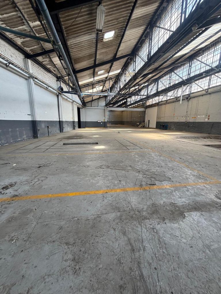 Bodega en arriendo Valle Del Cauca Cali Porvenir 1100 m2 Habitaciones 0 Baños 1 Garajes 0 Precio $15000000