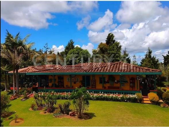 Finca en venta Antioquia Rionegro Rionegro 220 m2 Habitaciones 3 Baños 2 Garajes 1 Precio $1500000000