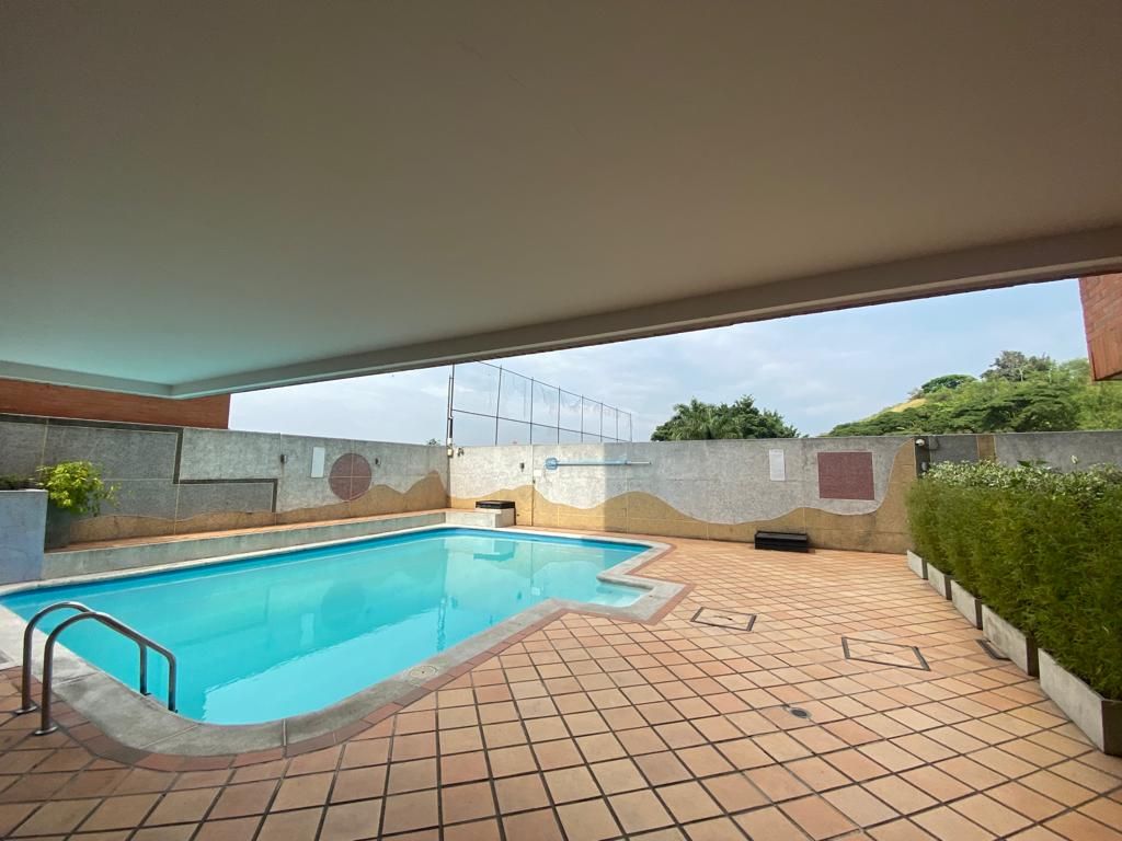 Apartamento en venta Valle Del Cauca Cali Menga 147 m2 Habitaciones 3 Baños 3 Garajes 2 Precio $750000000