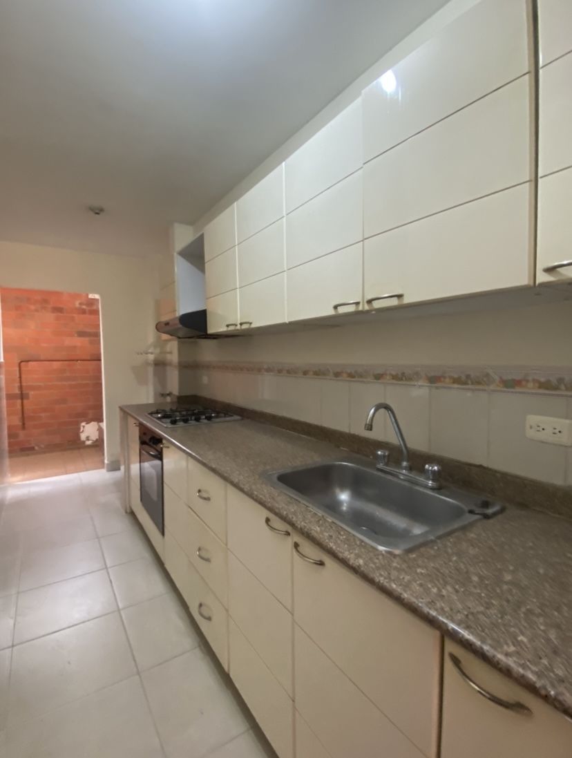 Casa en venta Valle Del Cauca Cali La Hacienda 131 m2 Habitaciones 3 Baños 3 Garajes 2 Precio $650000000