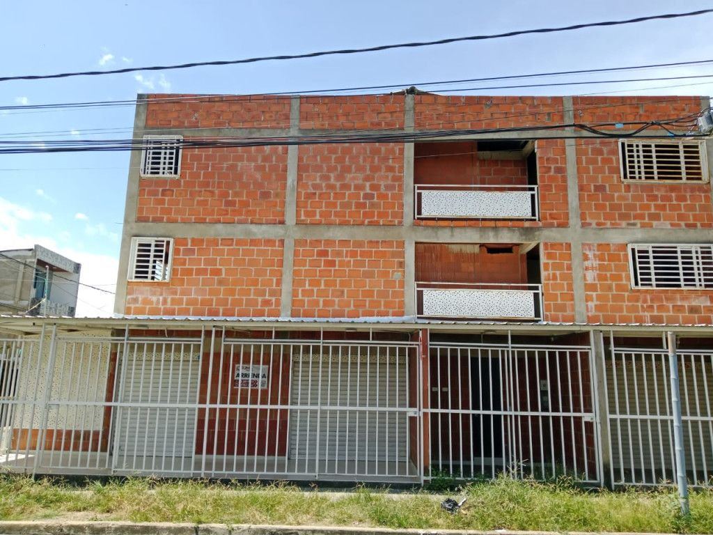 Local en arriendo Valle Del Cauca Jamundí Juan De Ampudia 32 m2 Habitaciones 0 Baños 1 Garajes 0 Precio $500000