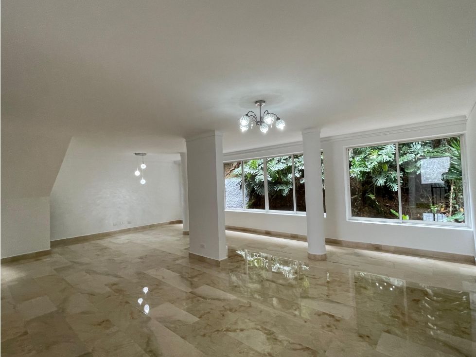 Casa en arriendo Antioquia Medellín Los Balsos No1 280 m2 Habitaciones 3 Baños 5 Garajes 3 Precio $10200000