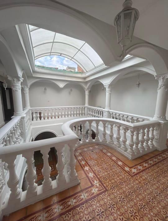 Casa en arriendo Valle Del Cauca Cali San Nicolás 510 m2 Habitaciones 5 Baños 5 Garajes 2 Precio $10500000