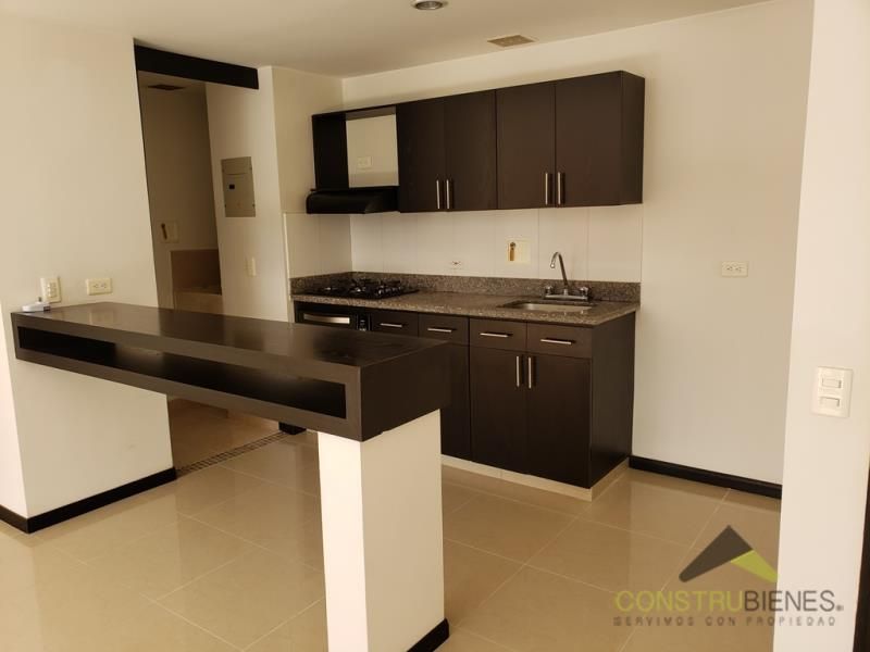 Apartamento en venta Antioquia Sabaneta Los Alcázares 85 m2 Habitaciones 3 Baños 2 Garajes 0 Precio $520000000