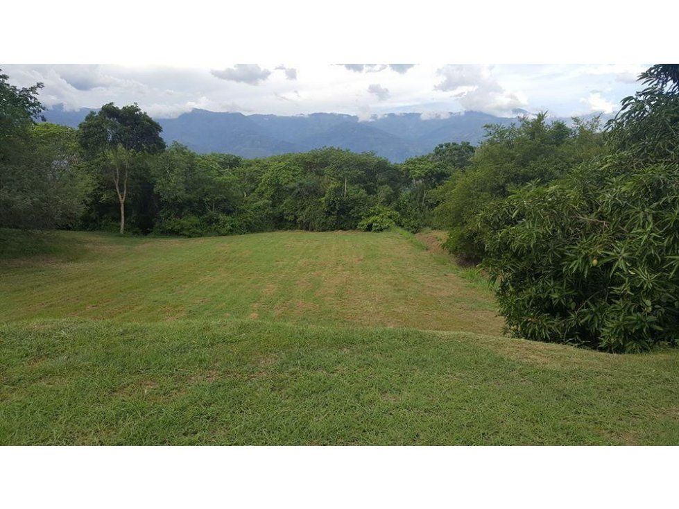 Lote en venta Antioquia Santafé De Antioquia Santafé De Antioquia 3600 m2 Habitaciones 0 Baños 0 Garajes 0 Precio $620000000