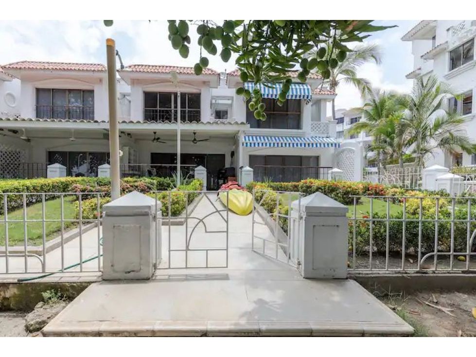 Casa en venta Magdalena Santa Marta Santa Marta 205 m2 Habitaciones 3 Baños 3 Garajes 2 Precio $2290000000
