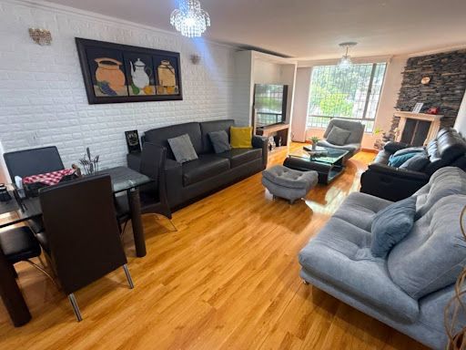 Apartamento en venta Cundinamarca Bogotá Santa Barbara Central 132 m2 Habitaciones 3 Baños 3 Garajes 2 Precio $795000000