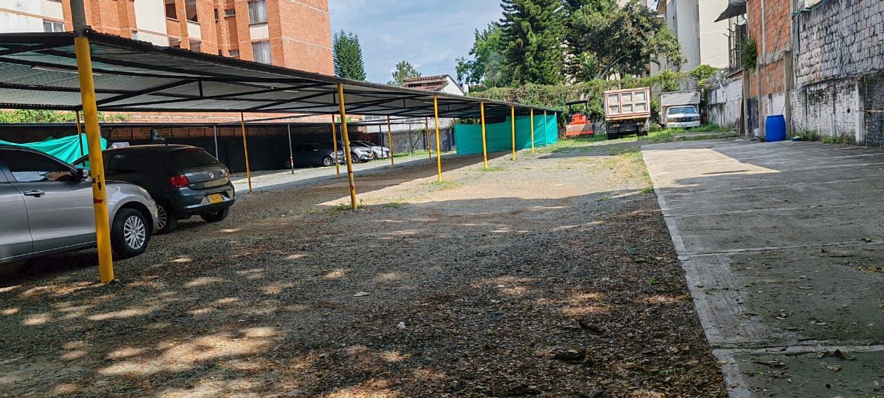 Lote en venta Valle Del Cauca Cali Los Portales - Nuevo Rey 0 m2 Habitaciones 0 Baños 2 Garajes 0 Precio $1950000000