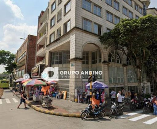Local en arriendo Santander Bucaramanga Centro 300 m2 Habitaciones 0 Baños 2 Garajes 0 Precio $16000000