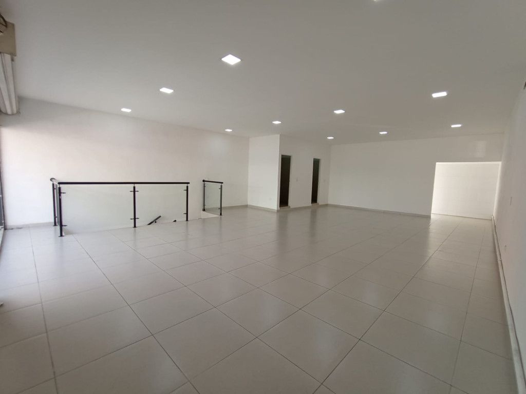 Local en arriendo Valle Del Cauca Cali Alameda 100 m2 Habitaciones 0 Baños 2 Garajes 0 Precio $1400000