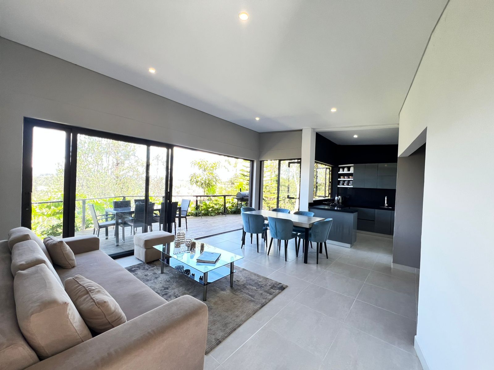 Finca en venta Antioquia Rionegro Rionegro 200 m2 Habitaciones 3 Baños 3 Garajes 4 Precio $1425000000