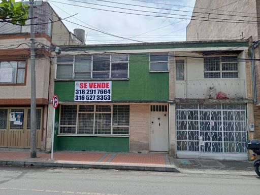 Casa en venta Cundinamarca Bogotá Villemar Fontibon 375 m2 Habitaciones 8 Baños 5 Garajes 1 Precio $850000000