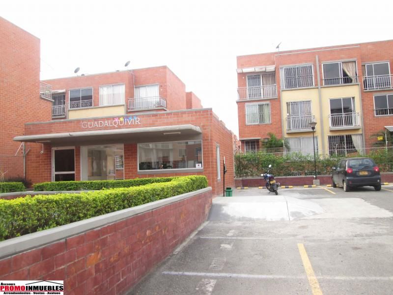 Casa en arriendo Valle Del Cauca Cali Lili 131 m2 Habitaciones 3 Baños 4 Garajes 2 Precio $2600000