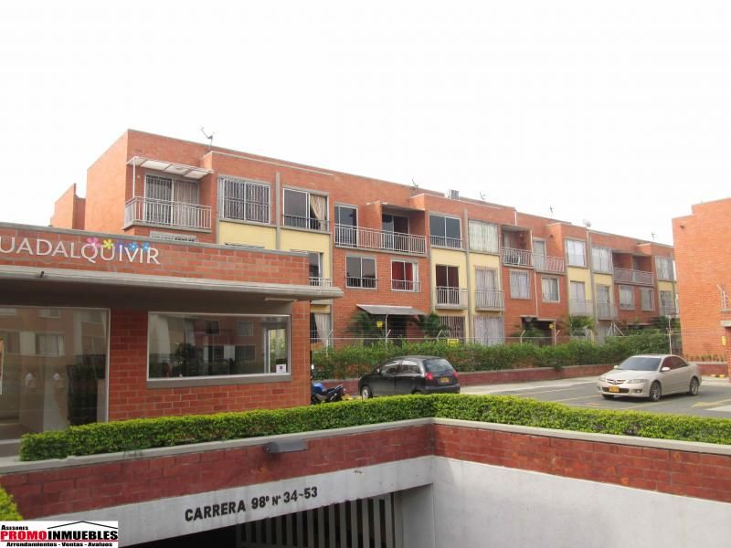 Casa en arriendo Valle Del Cauca Cali Lili 131 m2 Habitaciones 3 Baños 4 Garajes 2 Precio $2600000