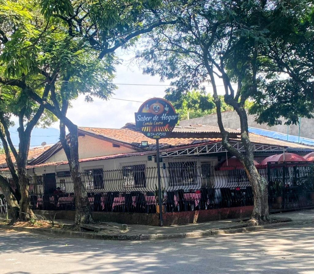 Casa en venta Valle Del Cauca Cali Ciudad Capri 262 m2 Habitaciones 4 Baños 2 Garajes 0 Precio $1000000000