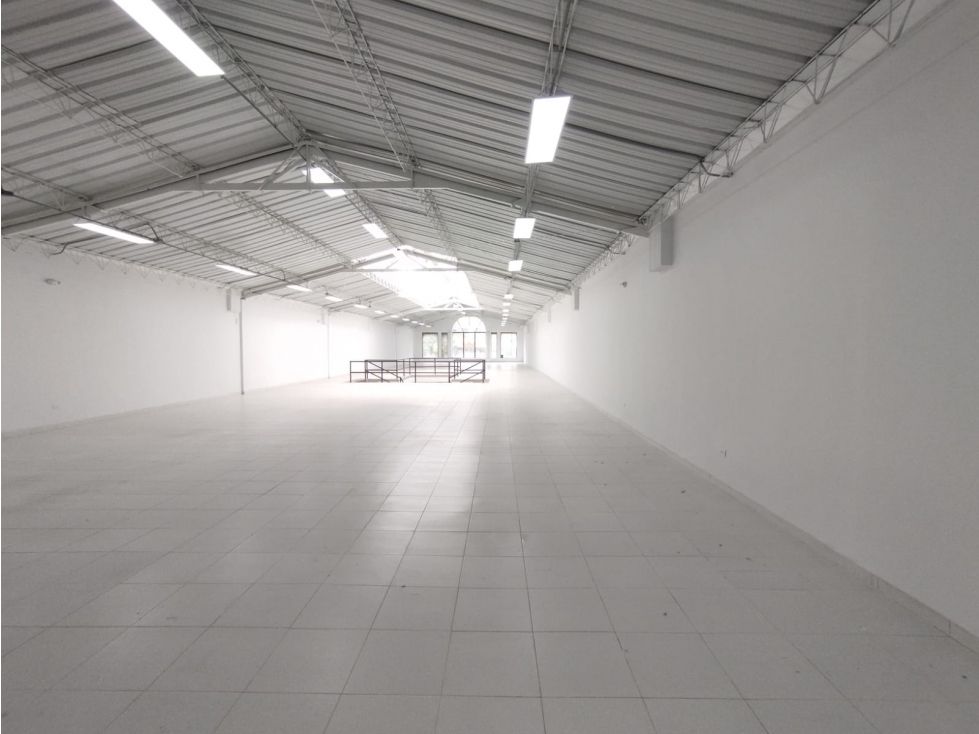 Bodega en arriendo Antioquia Itagüí Santa María No 3 800 m2 Habitaciones 0 Baños 3 Garajes 0 Precio $30000000