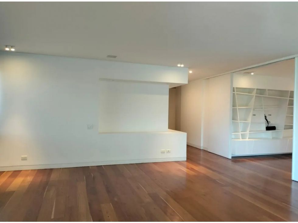 Apartamento en arriendo o venta Antioquia Medellín Asomadera No2 288 m2 Habitaciones 3 Baños 4 Garajes 3 Precio venta $3550000000 Precio arriendo $21500000