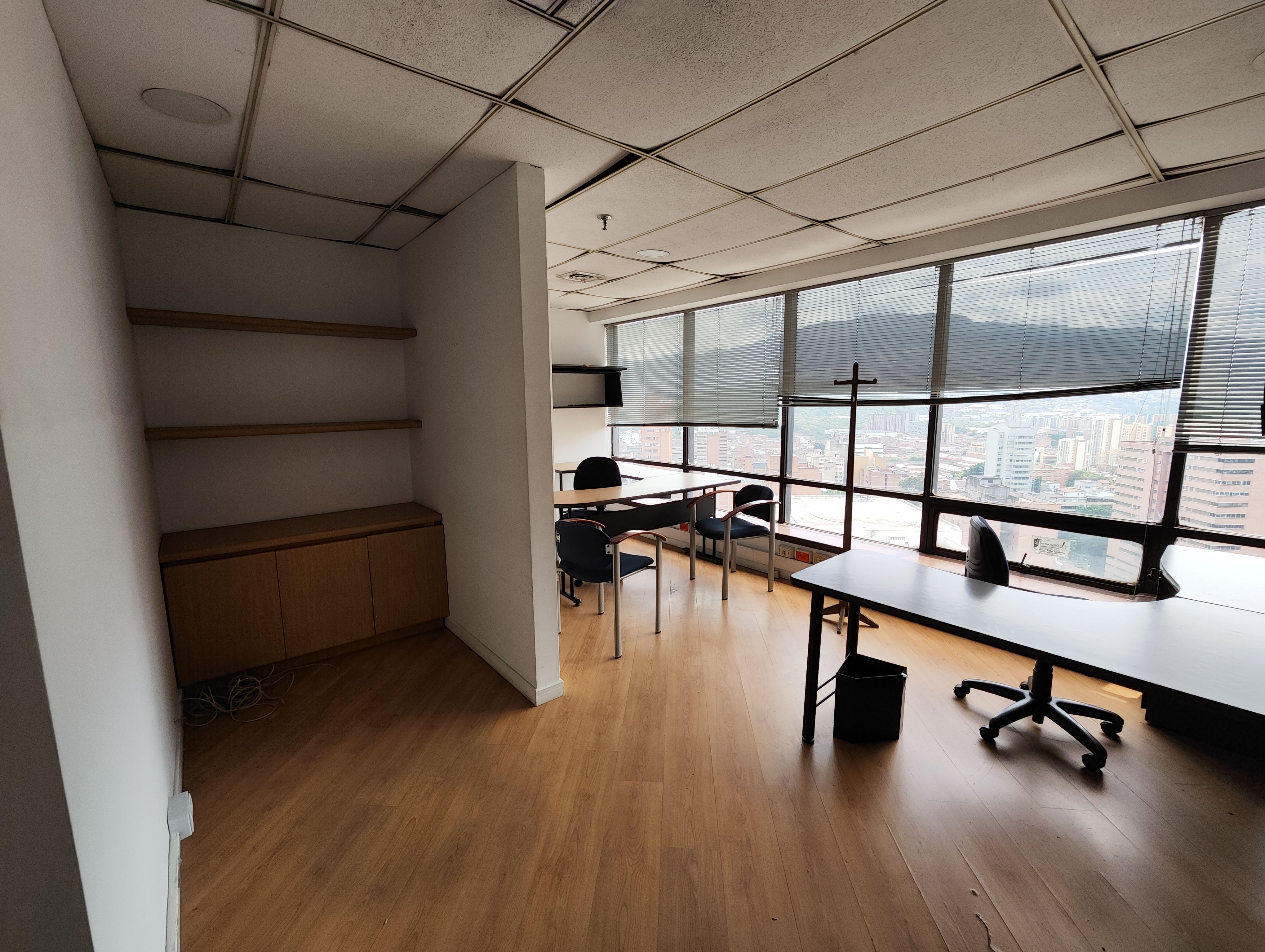 Oficina en arriendo Antioquia Medellín La Candelaria 135 m2 Habitaciones 0 Baños 2 Garajes 0 Precio $6756000